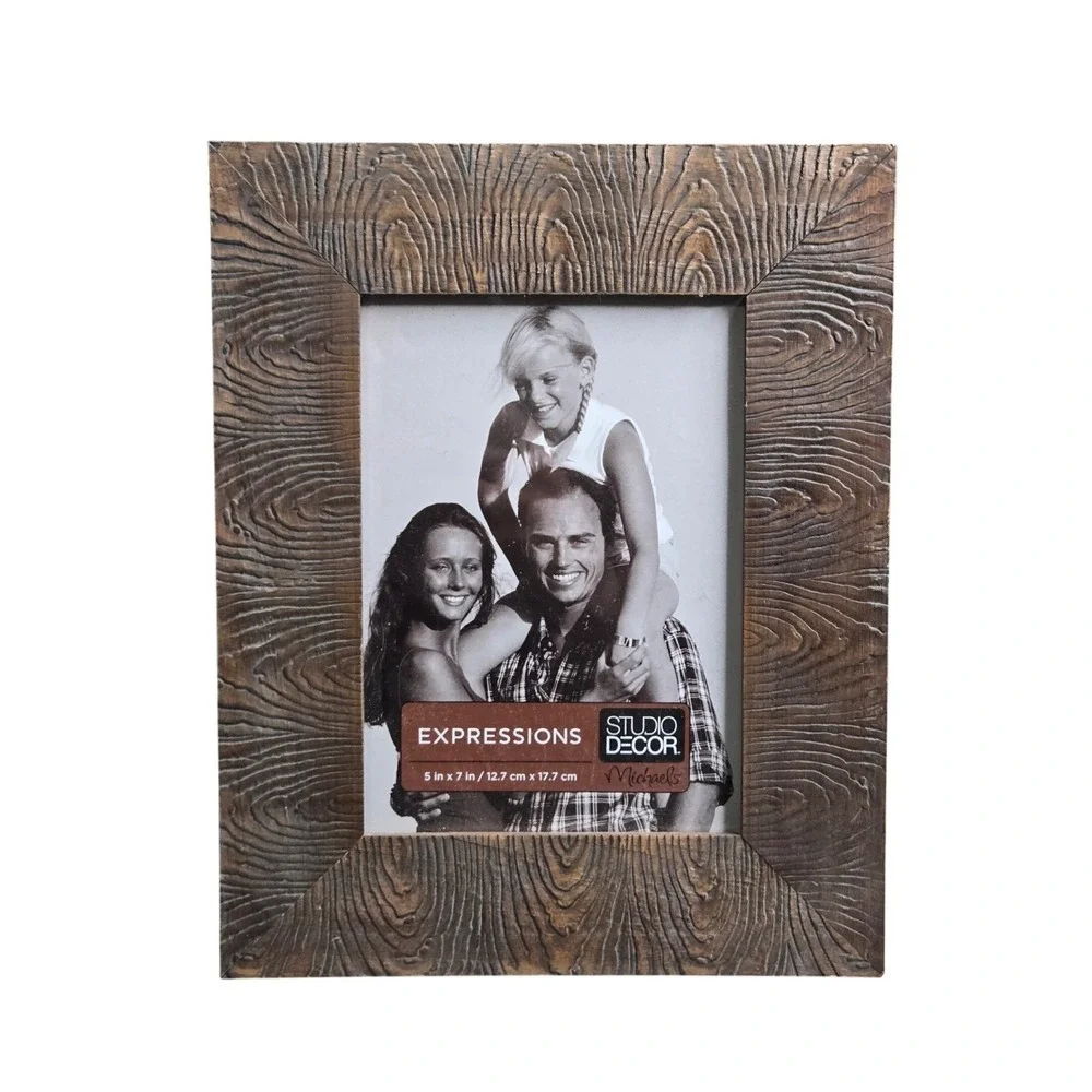 Studio Decor Expressions Faux Wood Grain Tabletop Photo Picture Frame